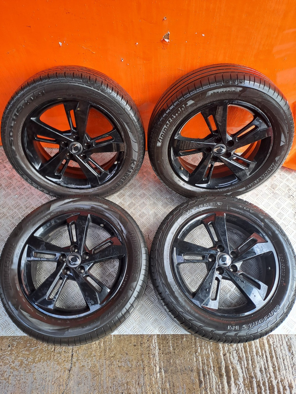 ebay-src:https://i.ebayimg.com/00/s/mtywmfgxmjaw/z/yfyaaeswsarpqahl/$_57.jpg