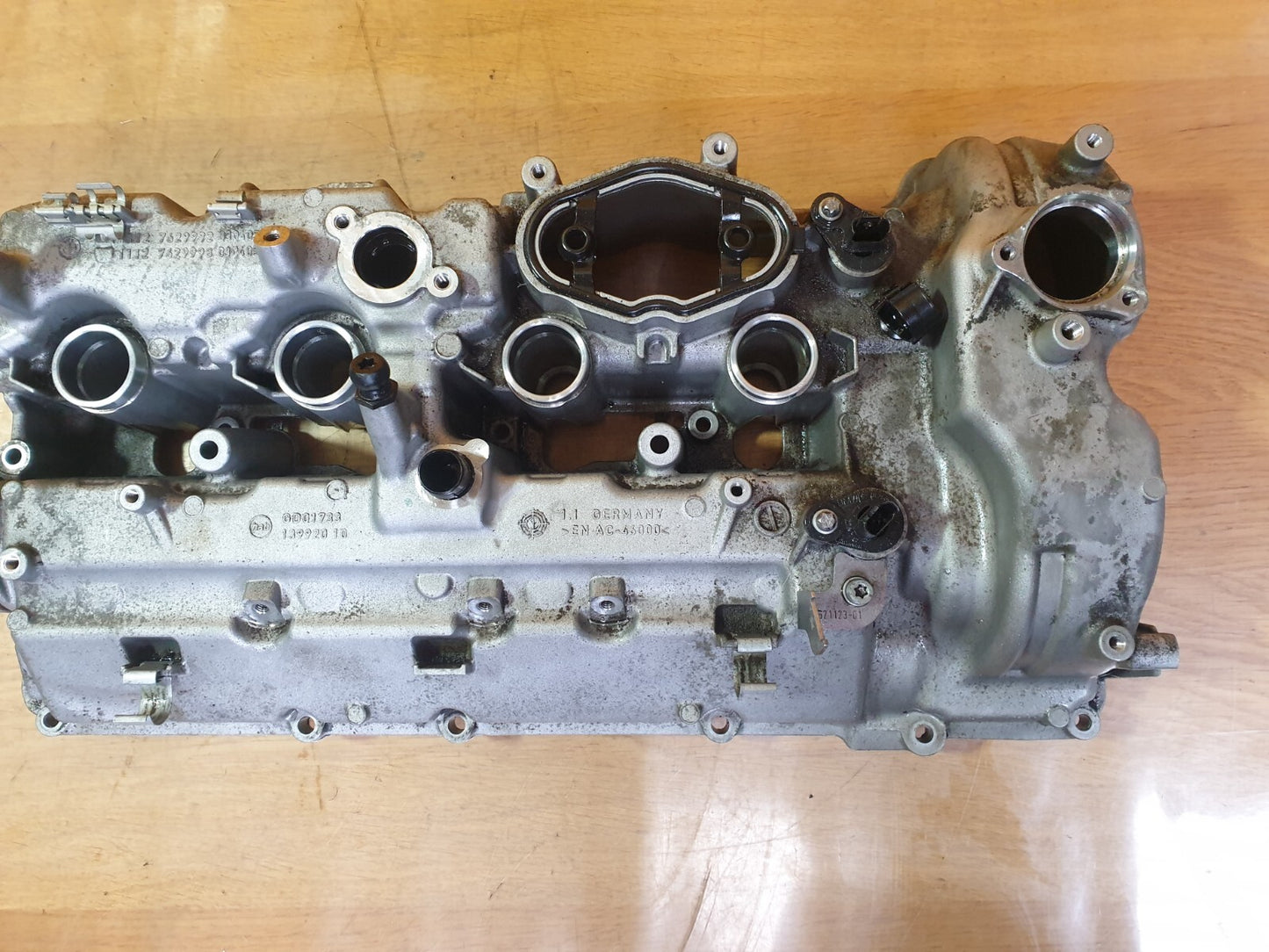 ✅2014 BMW 5 SERIES F11 4.4P ENGINE ROCKER VALVE COVER RIGHT SIDE + WARRANTY A153 - Image 11