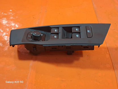 ✅VW POLO LIFE 1.0 PETROL 2024 FRONT RIGHT WINDOW SWITCH 5G0959857D Warranty A310 - Image 5