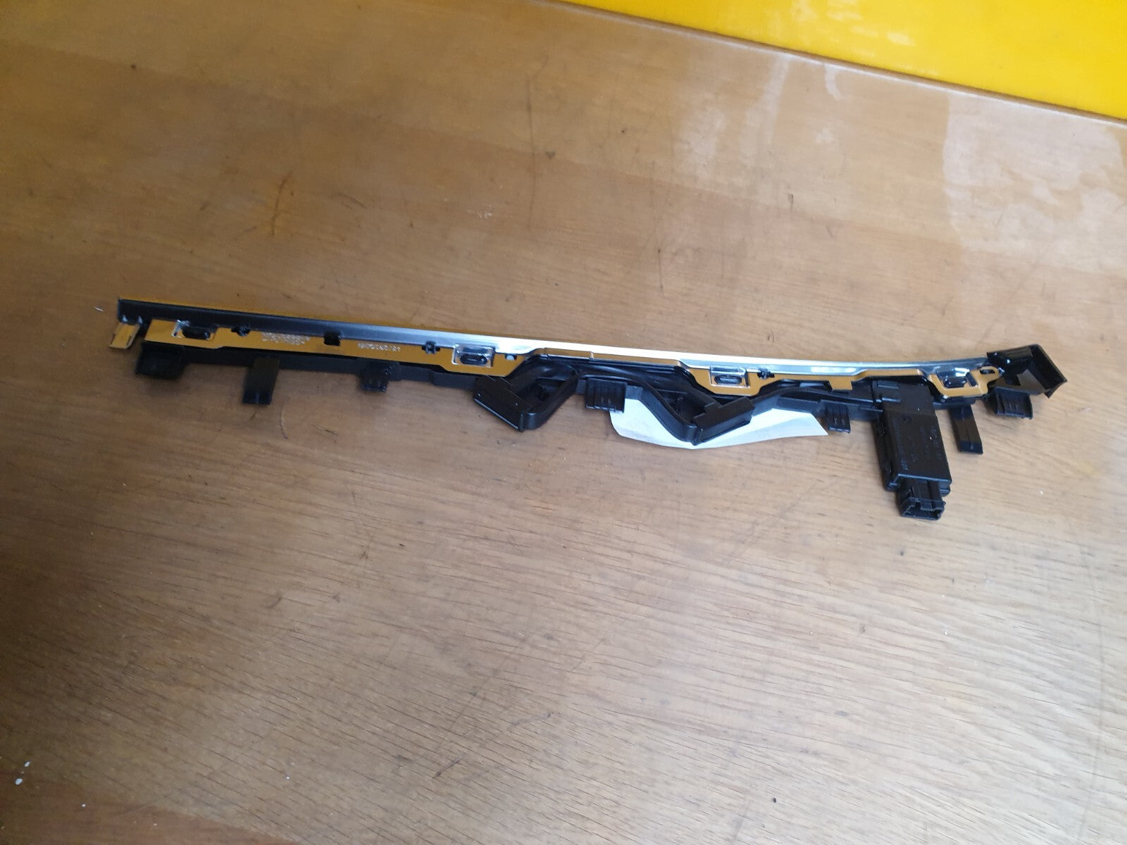 ebay-src:https://i.ebayimg.com/00/s/mtiwmfgxnjaw/z/om4aaoswf0nmh715/$_57.jpg
