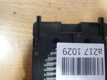 SEAT Arona Fr Tsi 1.0 Petrol 2019 ANTENNA WIRELESS CHARGING MODULE 81A035502 - Image 12