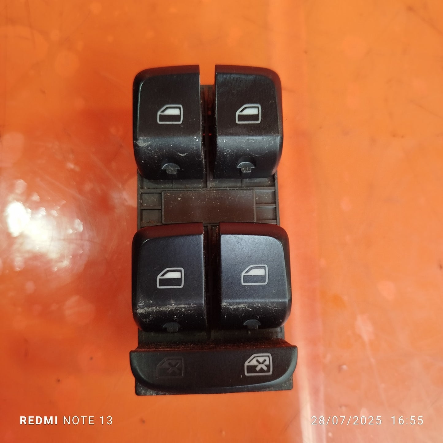 ✅AUDI Q5 S LINE 2.0 DIESEL 2012 FRONT RIGHT WINDOW REGULATOR SWITCH 8K0959851D - Image 1
