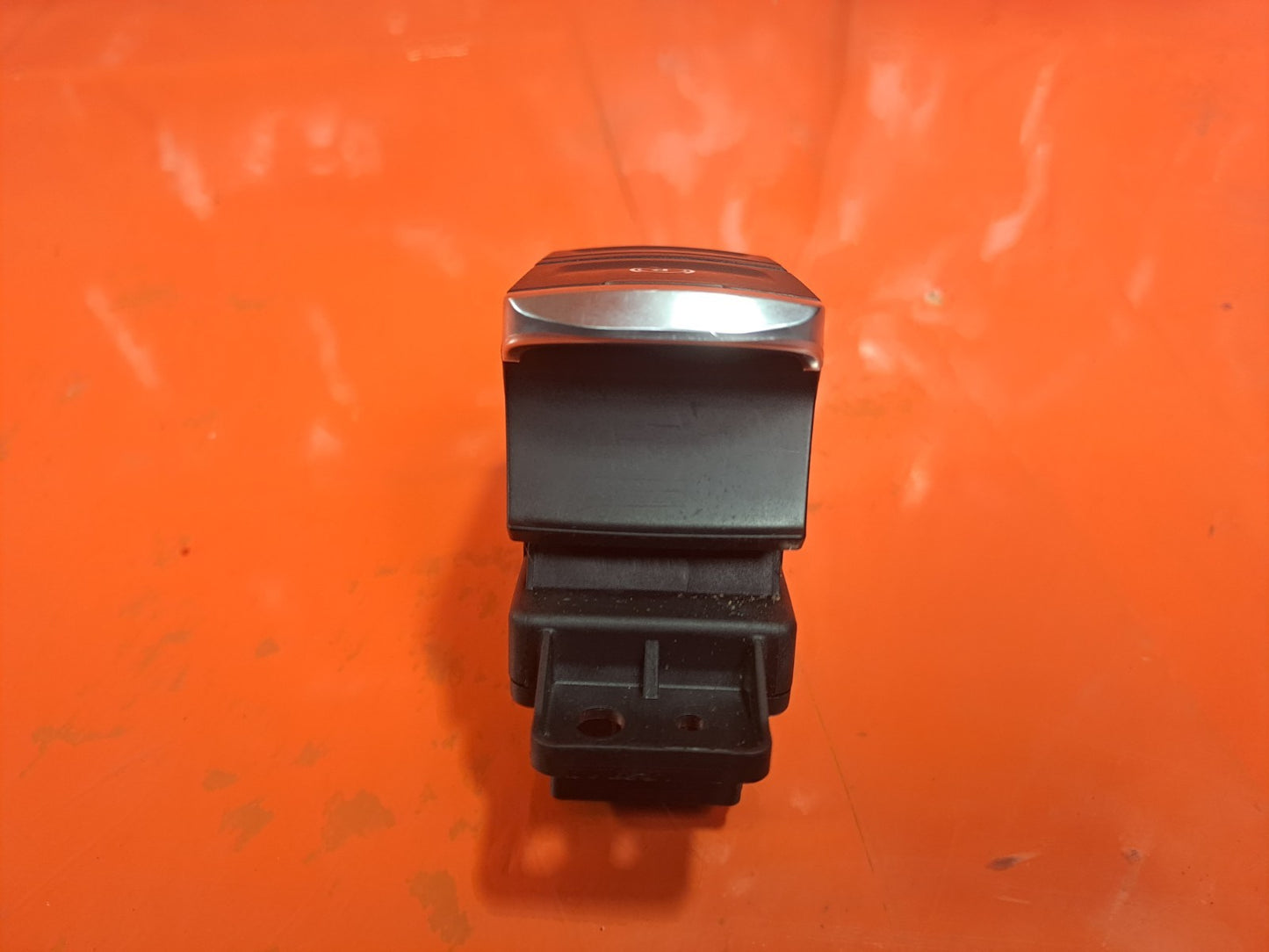 ✅2021 Renault Captur MK2 Iconic Parking Brake Switch 251758324R + Warranty A385 - Image 4