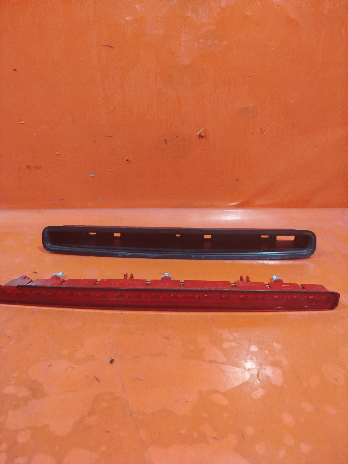 ✅2012 AUDI A5 1.8P BOOTLID CENTRE THIRD BRAKE LIGHT 8F0945401 + WARRANTY A222 - Image 7