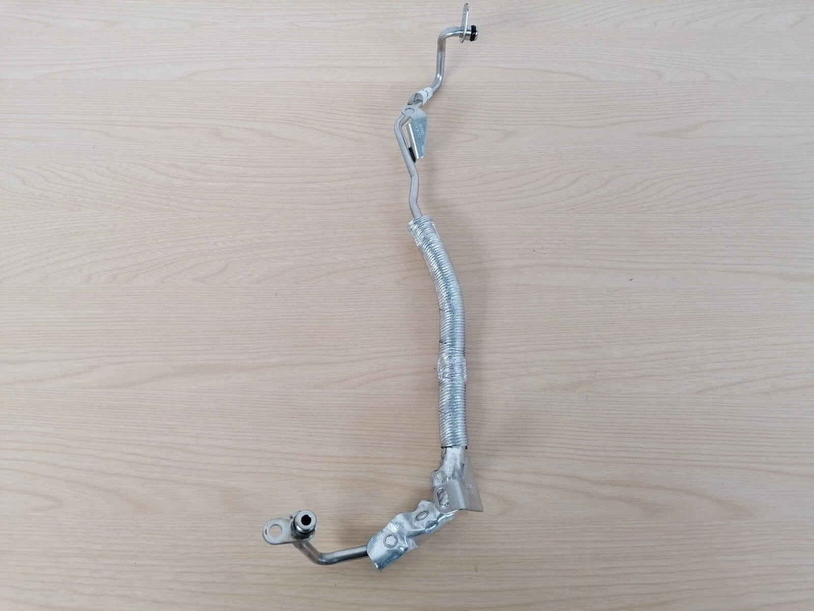 ✅Mercedes CLS 450 W257 3.0 Petrol 2019 Turbocharger Oil Feed Pipe A2561801600 - Image 6