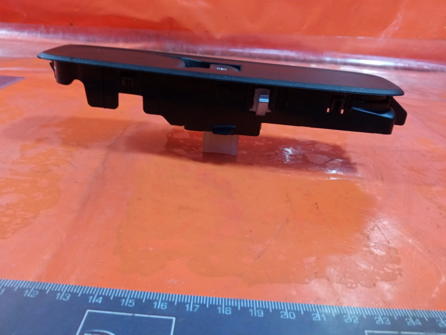 ✅Dacia Duster Journey 1.3 Petrol 2024 Rear Right Electric Window Switch A364 - Image 7