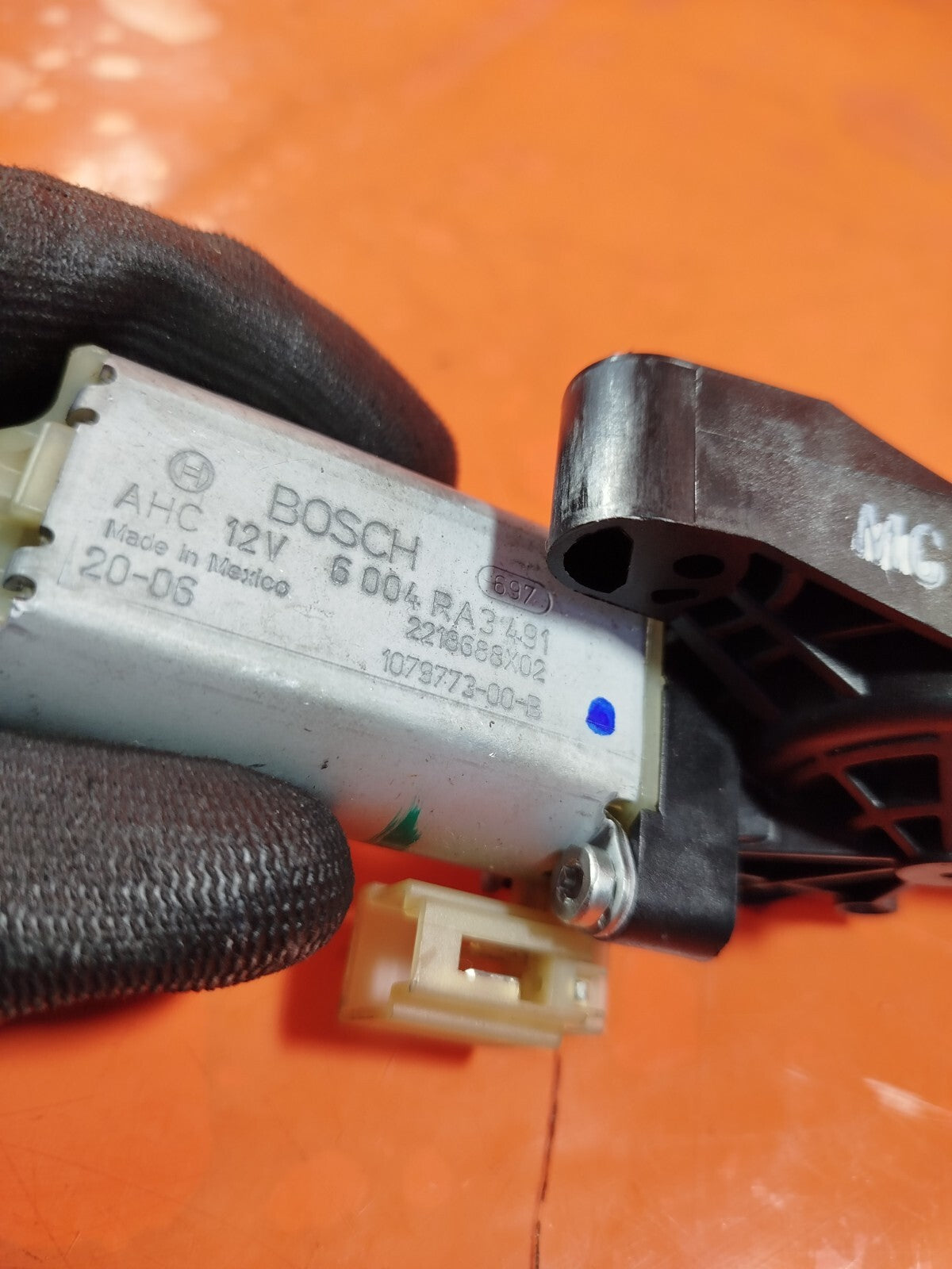 ebay-src:https://i.ebayimg.com/00/s/mtywmfgxmjaw/z/r9eaaoswpo9n67vn/$_57.jpg