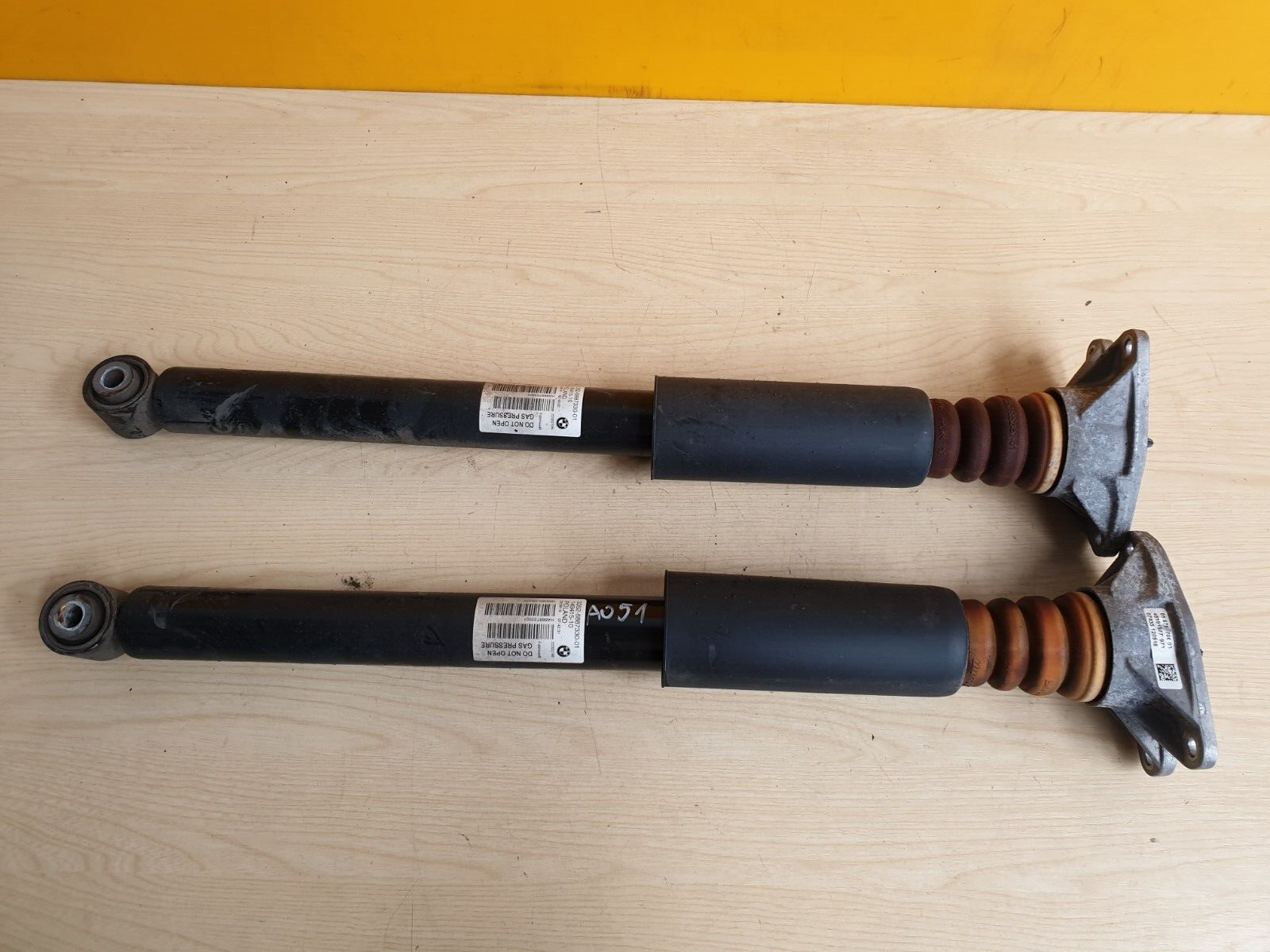 ✅2018 BMW 2 SERIES F45 2.0P REAR SHOCK ABSORBERS PAIR 6887330 + WARRANTY A051 - Image 1