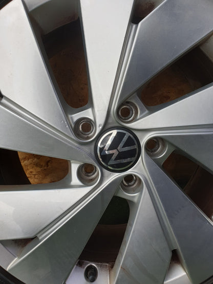 VW GOLF MK8 STYLE ETSI 1.5 PETROL 2022 ALLOY WHEEL WITH TYRE 225/45 R17 A191 - Image 2