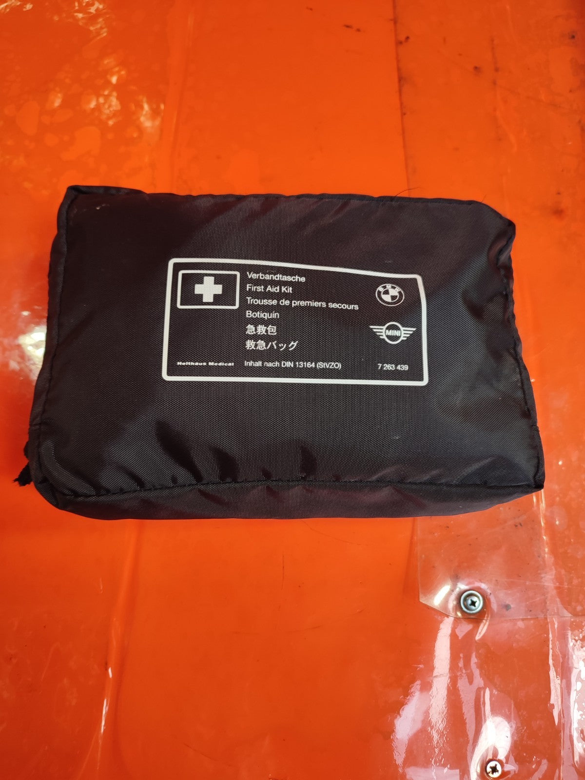 ✅BMW X1 F48 2.0 PETROL 2018 AID KIT & TYRE REPAIR KIT Warranty A303 - Image 9