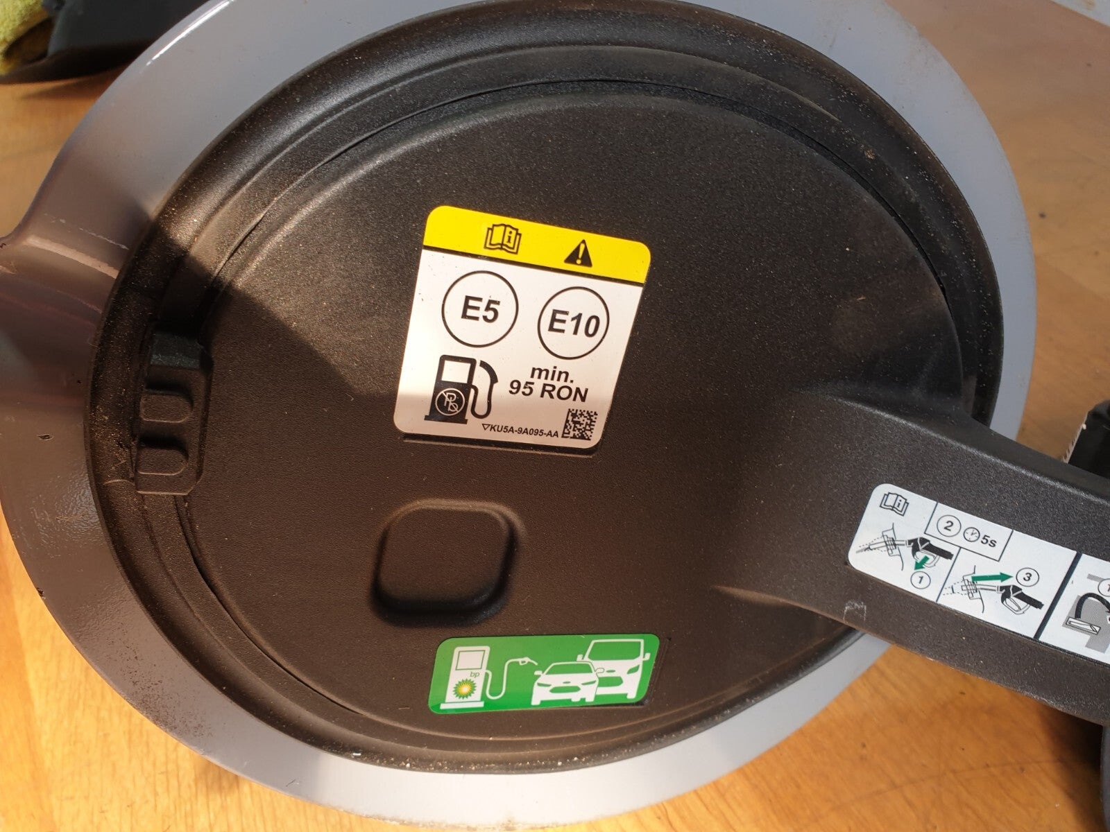 ✅Ford Puma St-Line 1.0 Petrol 2022 FUEL FILLER FLAP L1TB-S27936-BA Warranty A202 - Image 10
