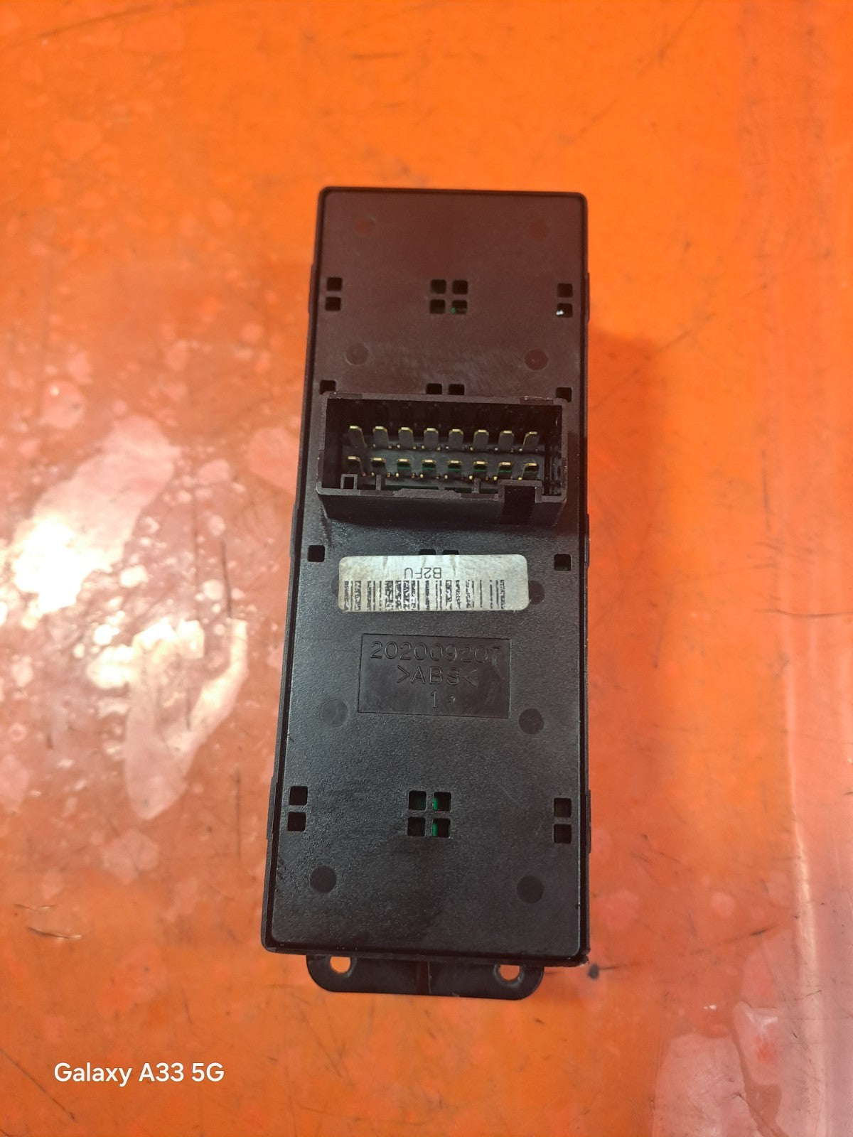 ✅SSANGYONG KORANDO 2.2 DIESEL 2015 FRONT RIGHT WINDOW SWITCH 202007153 Warranty - Image 7