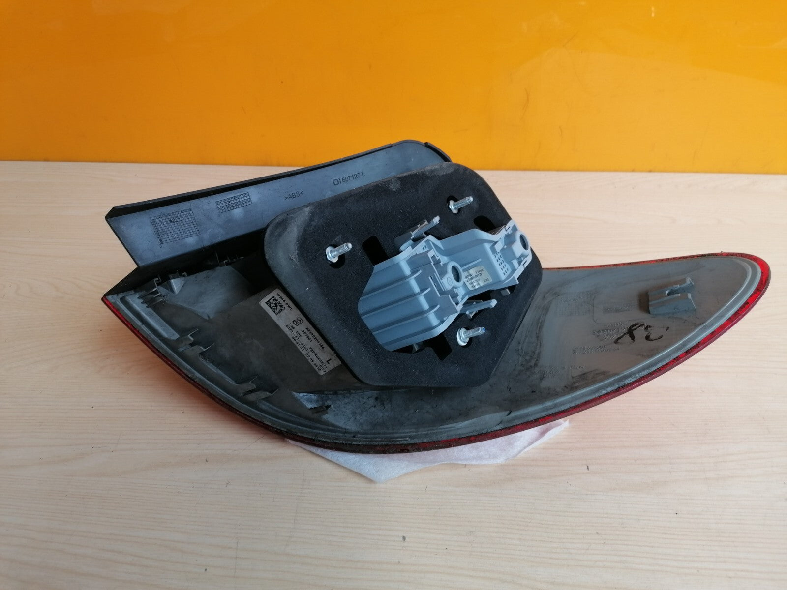 MERCEDES B180 W246 1.8 DIESEL 2012 PASSENGER SIDE REAR LIGHT A2468200164 A037 - Image 10