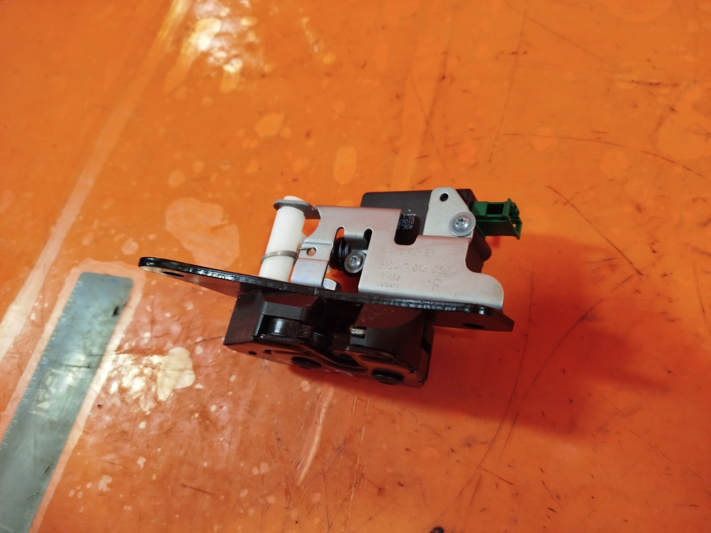 ✅Land Rover Discovery 4 2011 L319 3.0 Diesel RIGHT BOOTLID LOCK ACTUATOR 7016050 - Image 6