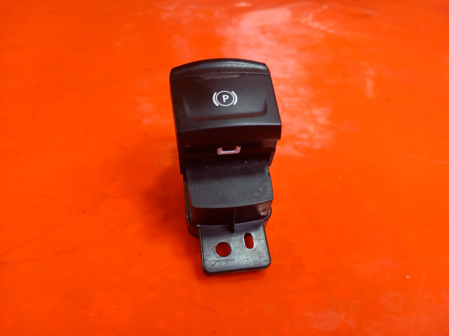 2024 Dacia Jogger Electric Parking Brake Switch 251756399R Warranty A391 - Image 6