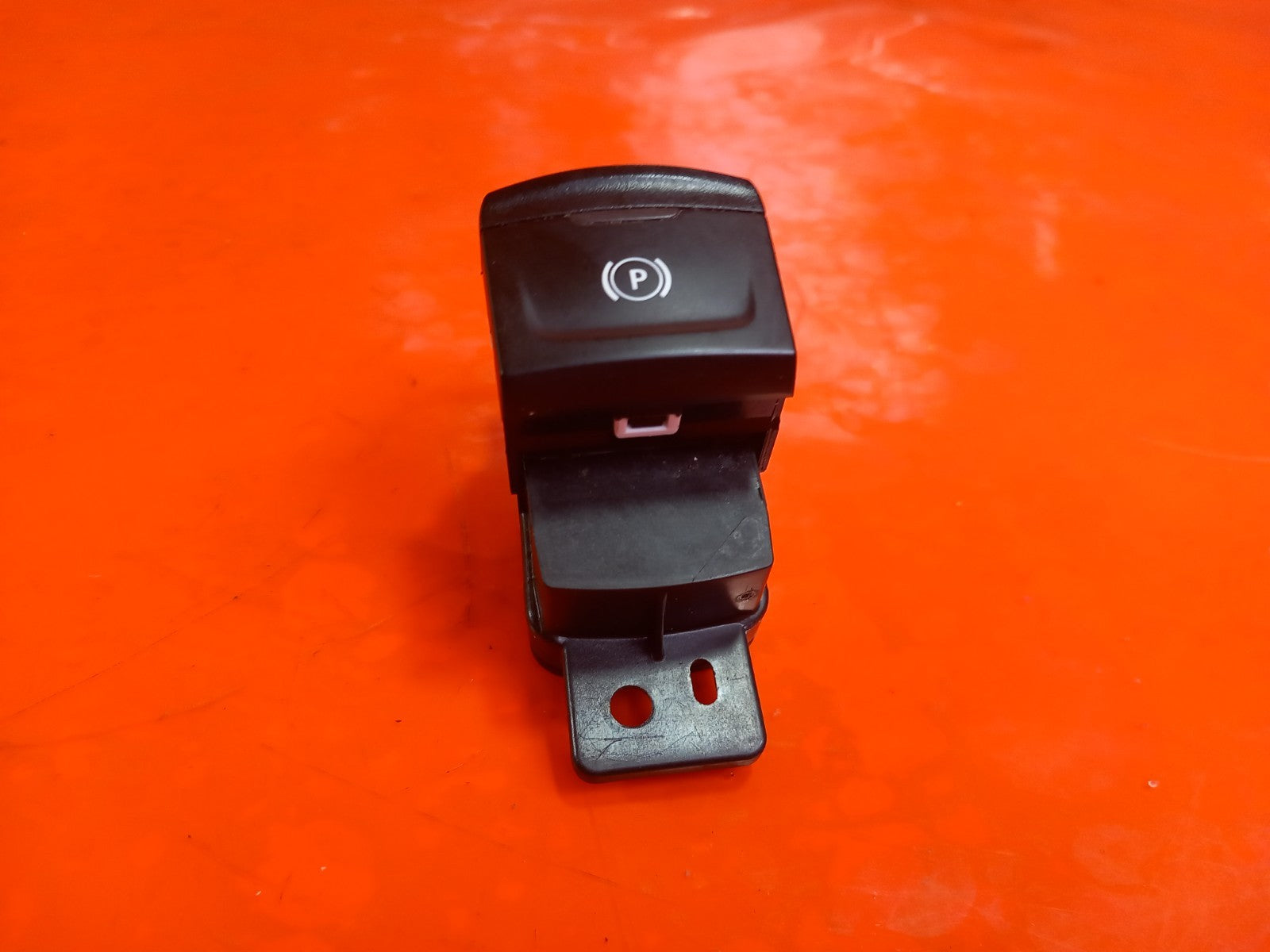 2024 Dacia Jogger Electric Parking Brake Switch 251756399R Warranty A391 - Image 6