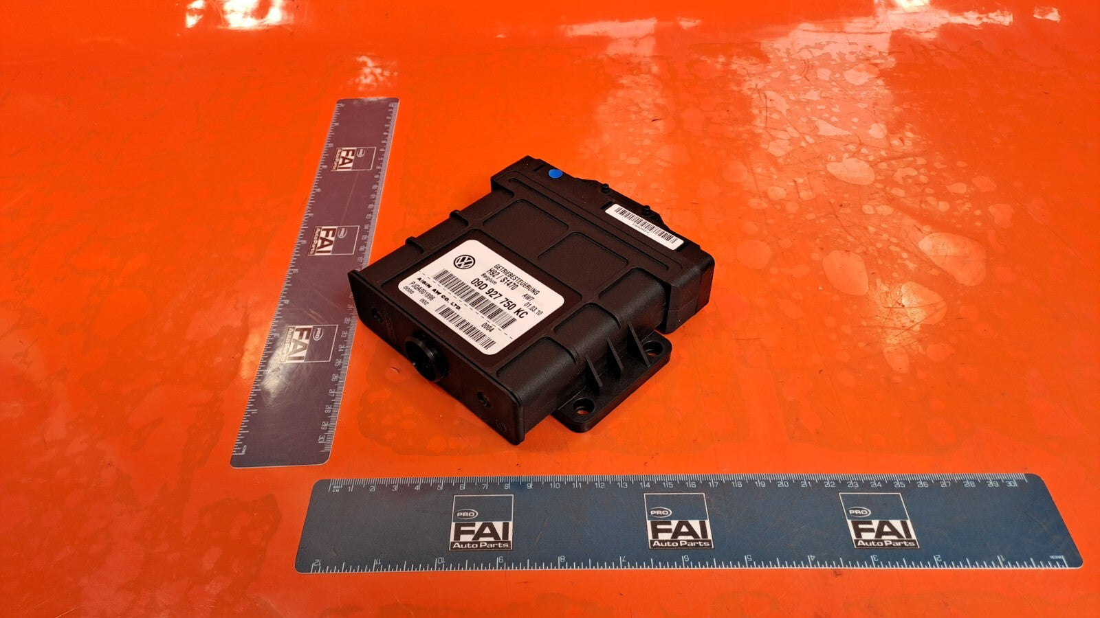 ebay-src:https://i.ebayimg.com/00/s/otawwde2mda=/z/jyaaaosw6uznacwh/$_57.jpg