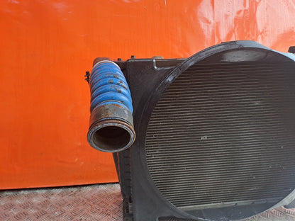 ✅2003 VOLVO FL 5.5 DIESEL ENGINE COOLING RADIATOR 20555291 + WARRANTY A324 - Image 2
