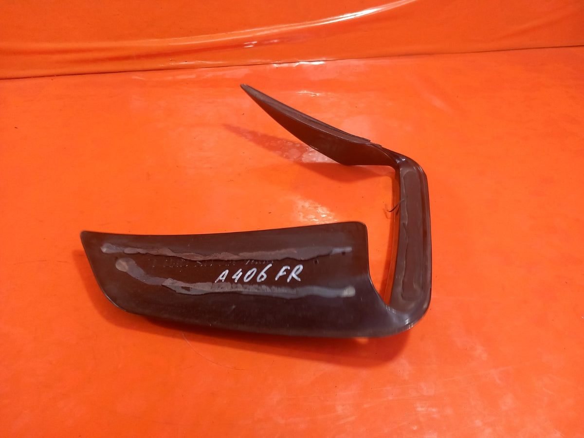 Ford Transit Custom 2.0 Diesel 2024 Front Right Bumper Trim Moulding A406 - Image 9