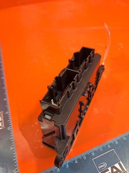 ebay-src:https://i.ebayimg.com/00/s/mtywmfgxmjaw/z/aoqaaoswxxlntgyk/$_57.jpg