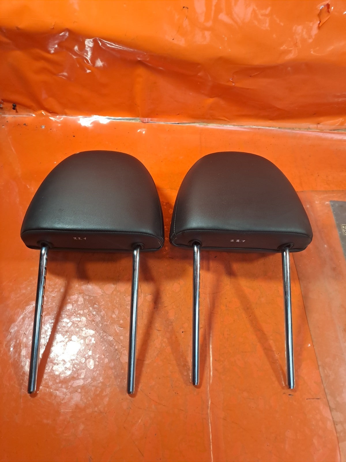 ✅2015 SSANGYONG TIVOLI ELX FRONT LEFT & RIGHT HEADREST PAIR + WARRANTY A221 - Image 6