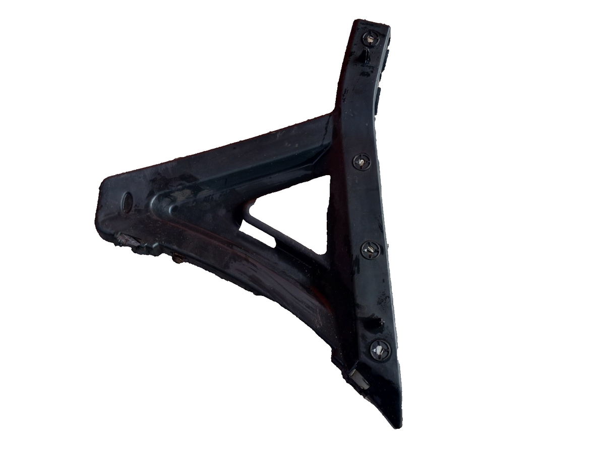 Ford Transit Custom 2.0 Diesel 2016 Front Right Bumper Bracket GK2117D958AA A409 - Image 1