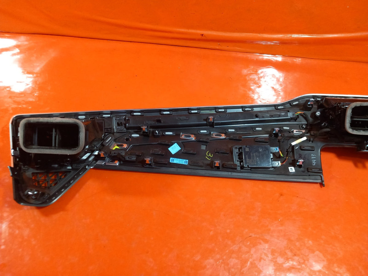 2025 BMW X5 G05 Dashboard Air Vents 5A01333 Warranty A398 - Image 7