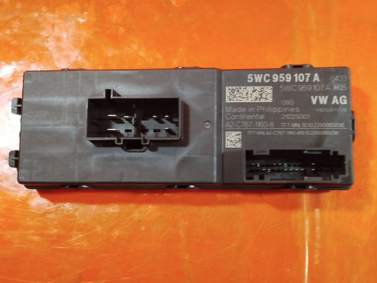 ✅CUPRA FORMENTOR 2.0 PETROL 2023 TAILGATE CONTROL MODULE ECU 5WC959107A A336 - Image 2