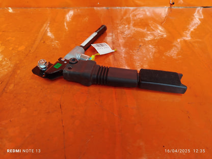 ✅Ssangyong Tivoli Ex 2016 1.6 Diesel FRONT RIGHT SEAT BELT BUCKLE 7466235000LBH - Image 4
