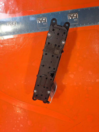 ebay-src:https://i.ebayimg.com/00/s/mtywmfgxmjaw/z/4d0aaoswn09ntjra/$_57.jpg