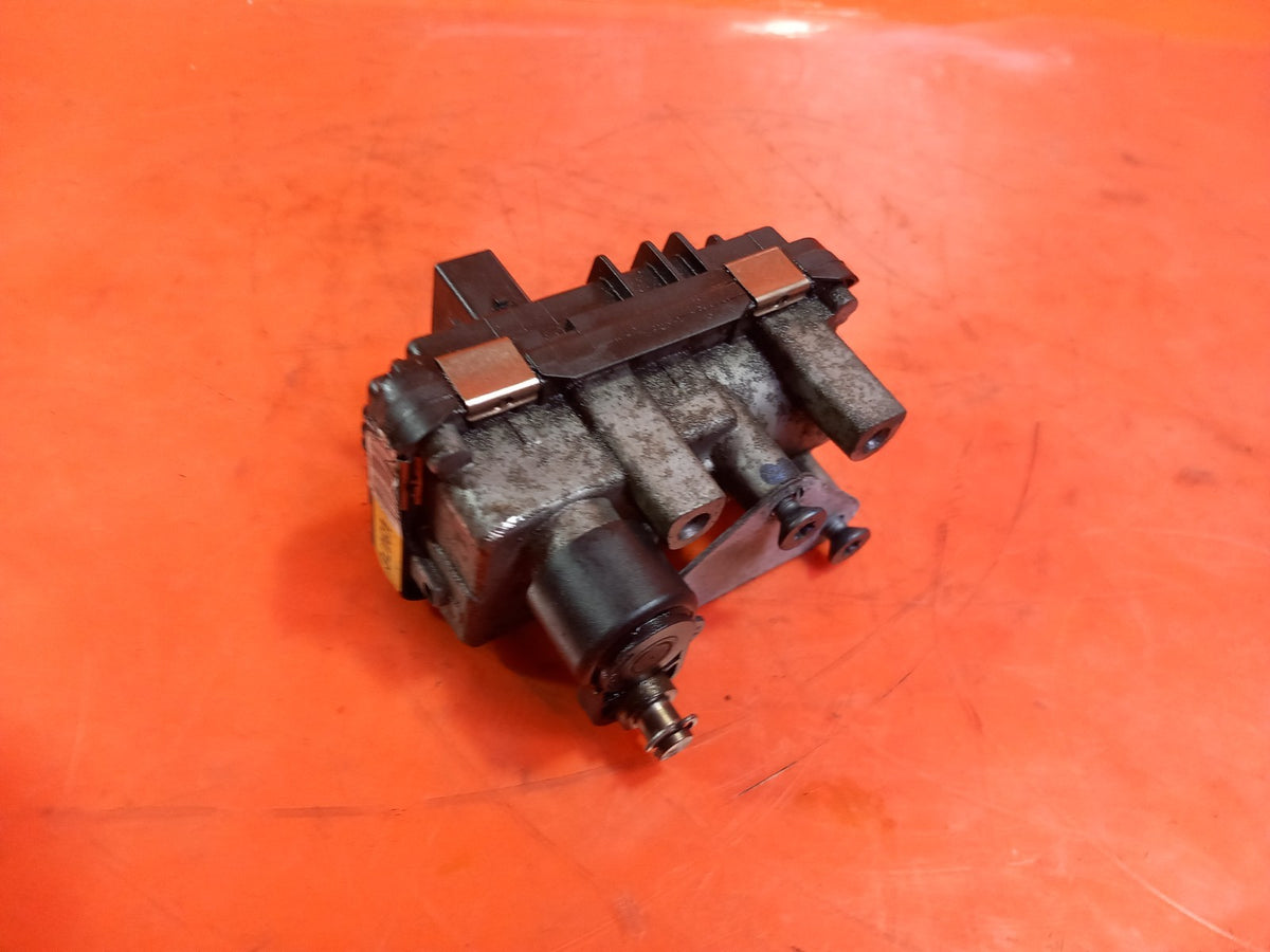 ebay-src:https://i.ebayimg.com/00/s/mtiwmfgxnjaw/z/8ekaaeswt-hqik7q/$_57.jpg