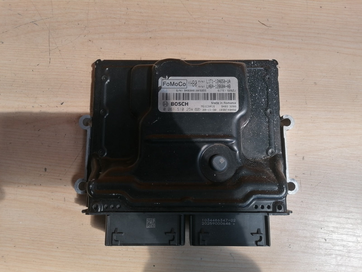 FORD FIESTA MK8 1.0 PETROL 2017-2021 ENGINE CONTROL UNIT L1T112A650UA X00 - Image 1
