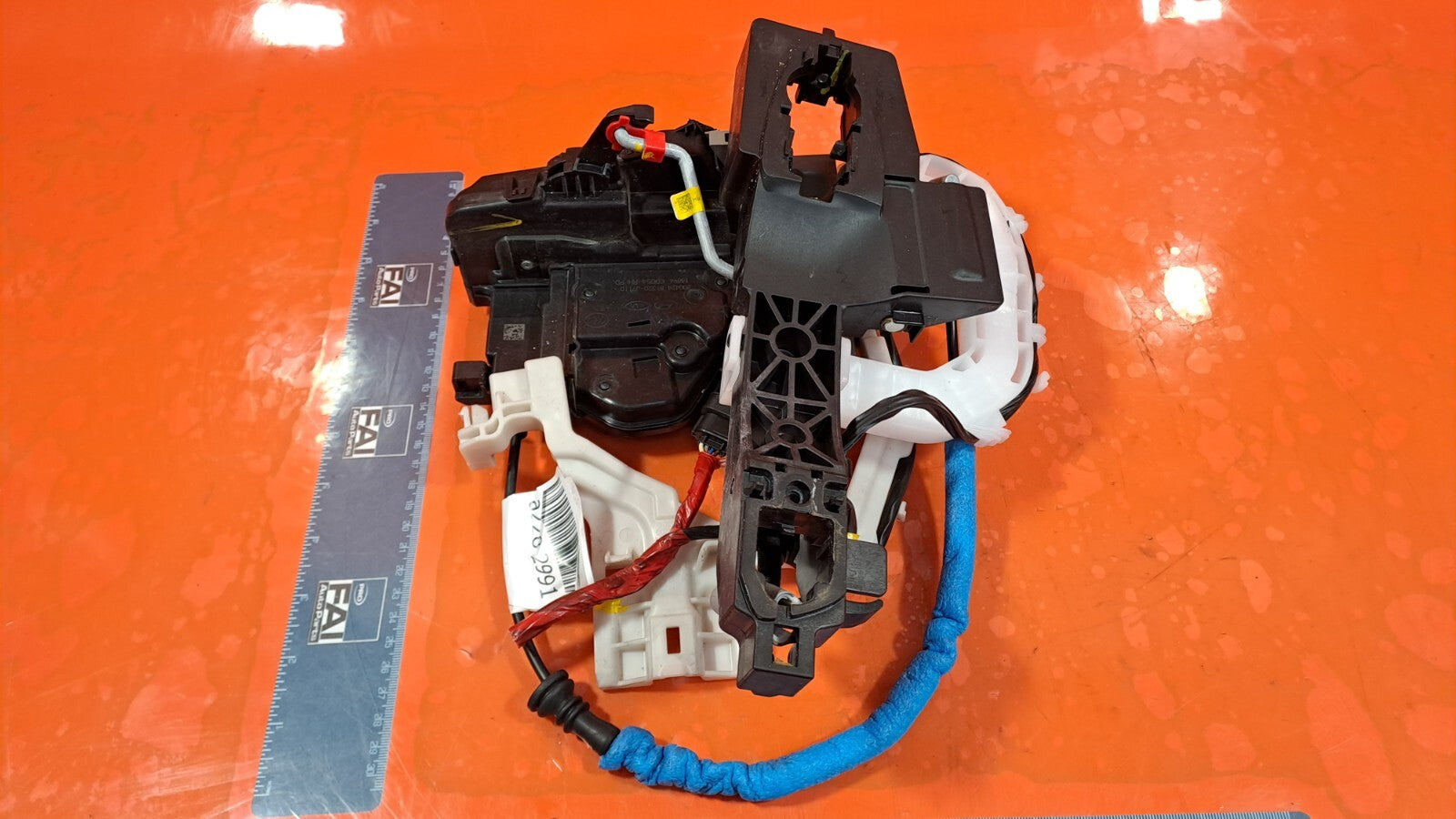 ebay-src:https://i.ebayimg.com/00/s/otawwde2mda=/z/ozwaaoswp9vnbxcr/$_57.jpg