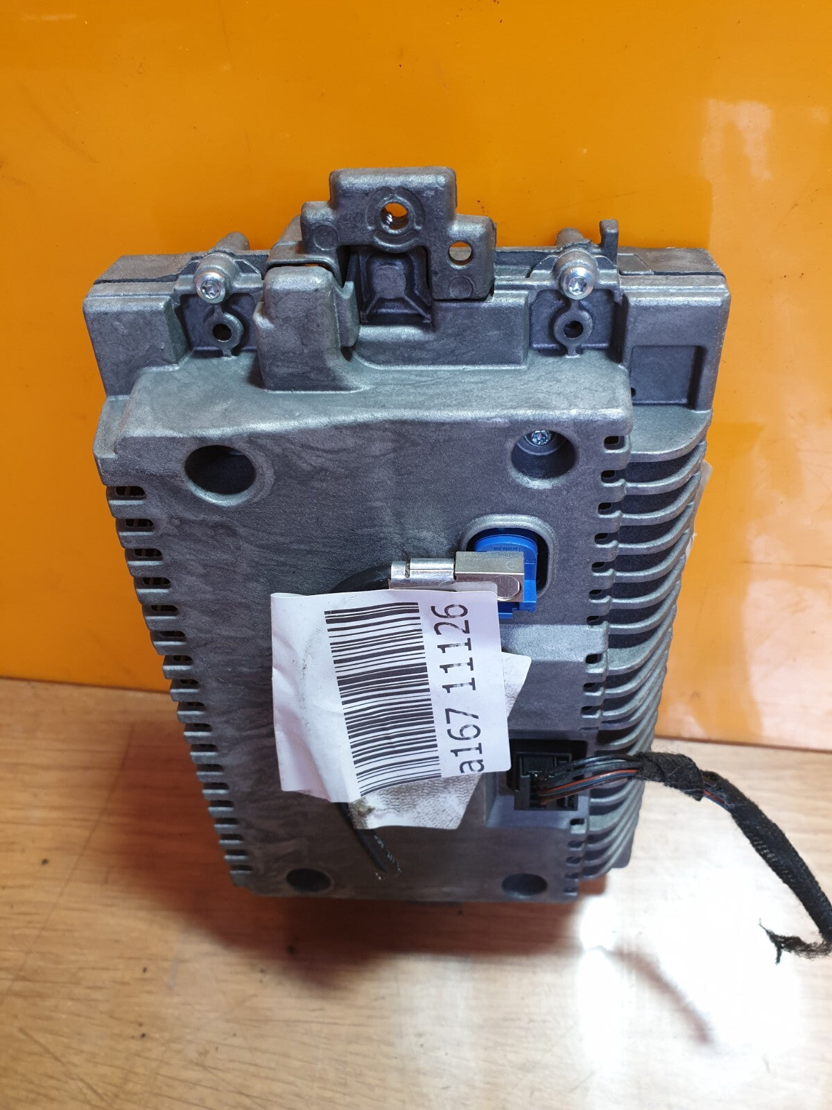 ebay-src:https://i.ebayimg.com/00/s/mtywmfgxmjaw/z/ysoaaoswrftmvofj/$_57.jpg
