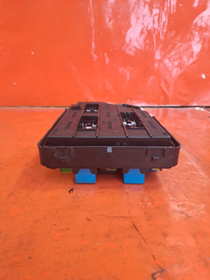 ✅Ssangyong Korando S 2013 2.0 Diesel FUSEBOX RELAY BOX 84410-09000 82356-14000 - Image 9
