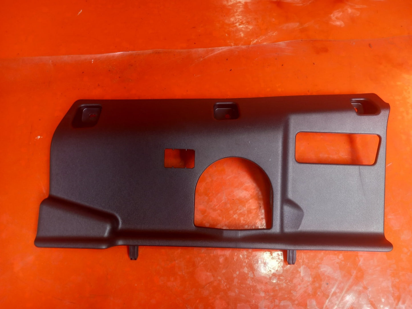 Land Rover Defender L663 3.0 Diesel 2025 Front Left Lower Hush Trim L8B2046B01AC - Image 2