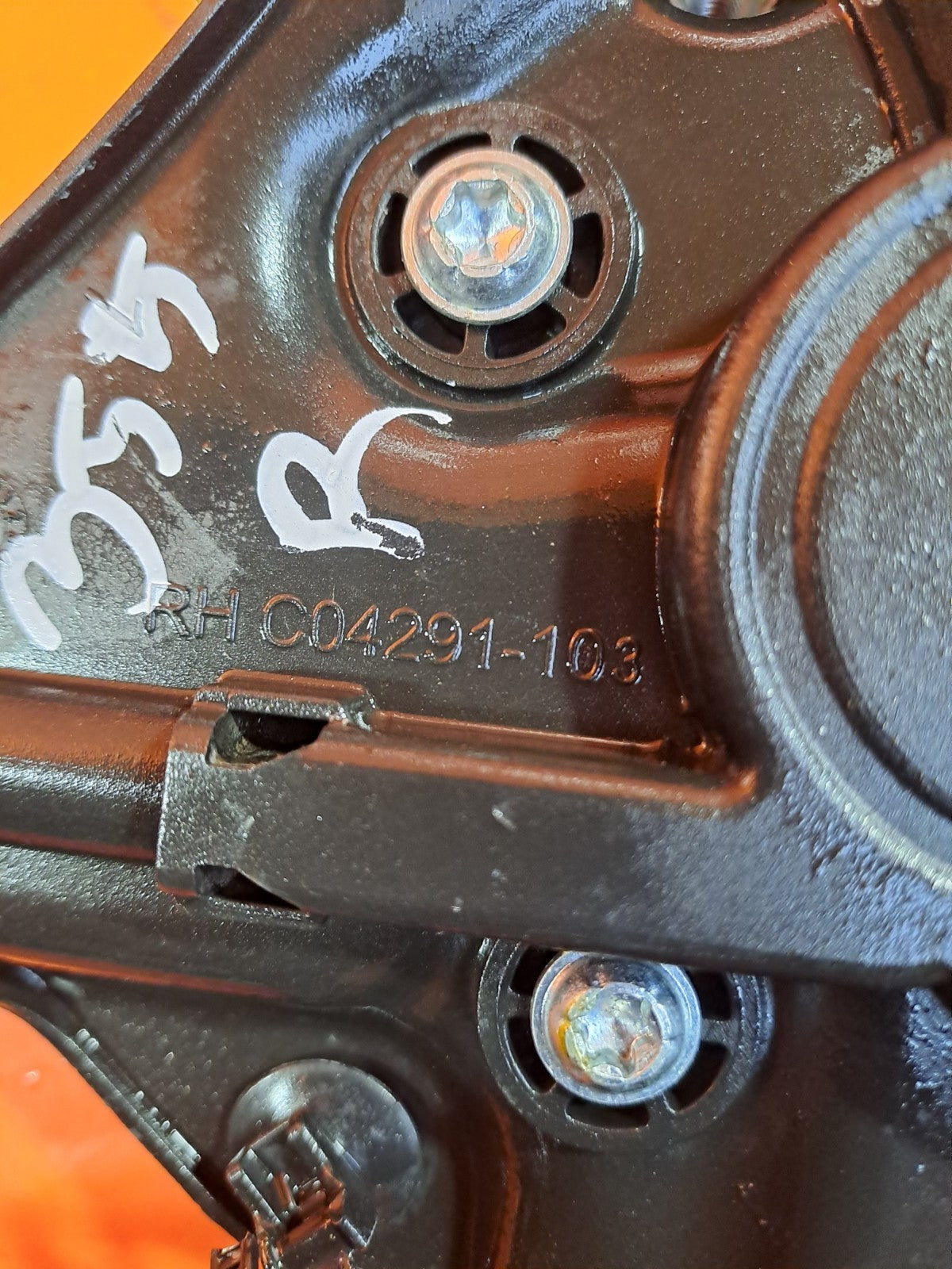 ebay-src:https://i.ebayimg.com/00/s/mtywmfgxmjaw/z/iloaaeswrilpjyij/$_57.jpg