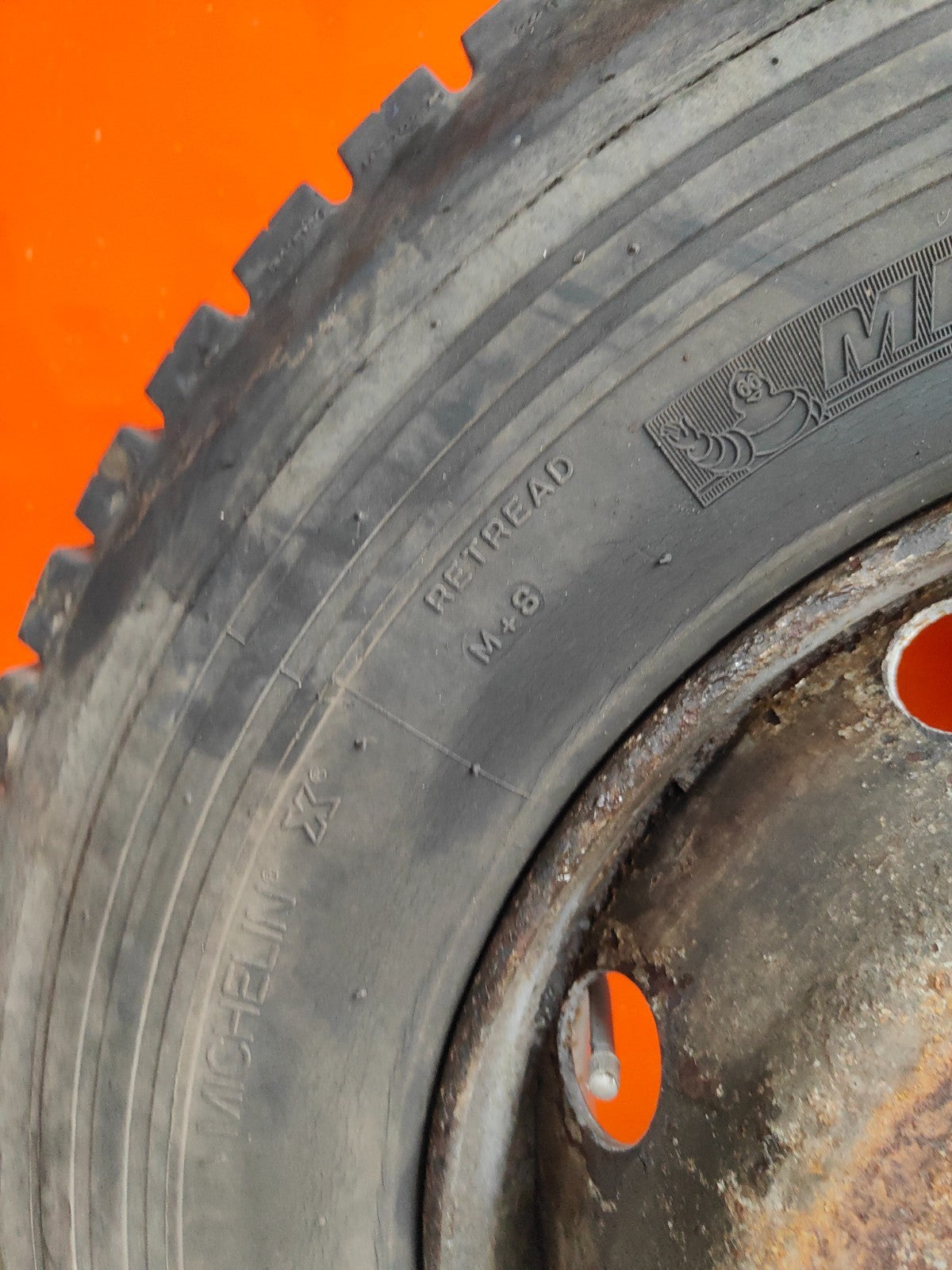 ✅2003 VOLVO FL 5.5D REAR ALLOY WHEEL WITH TYRE 265/70 R19.5 + WARRANTY A324 - Image 8