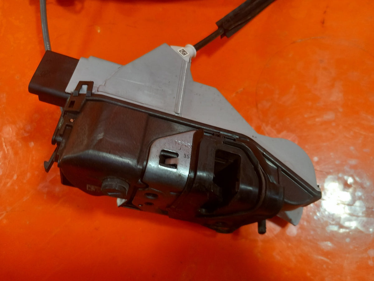 Vauxhall Combo MK4 1.5 Diesel 2020 Front Right Door Lock P1008923A00 A414 - Image 12