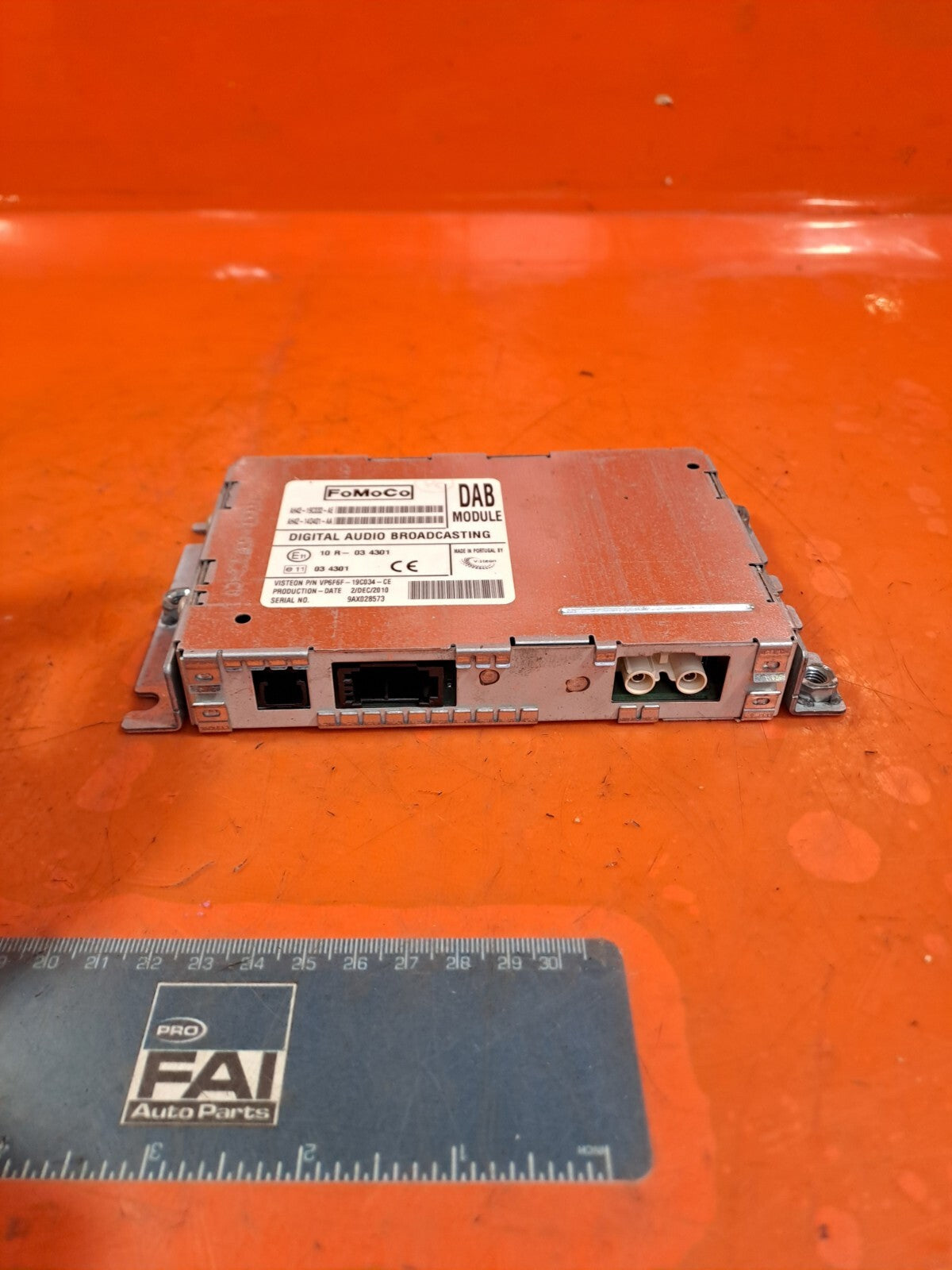 ✅2011 LAND ROVER DISCOVERY 4 L319 3.0D RADIO RECEIVER CONTROL MODULE ECU A239 - Image 2