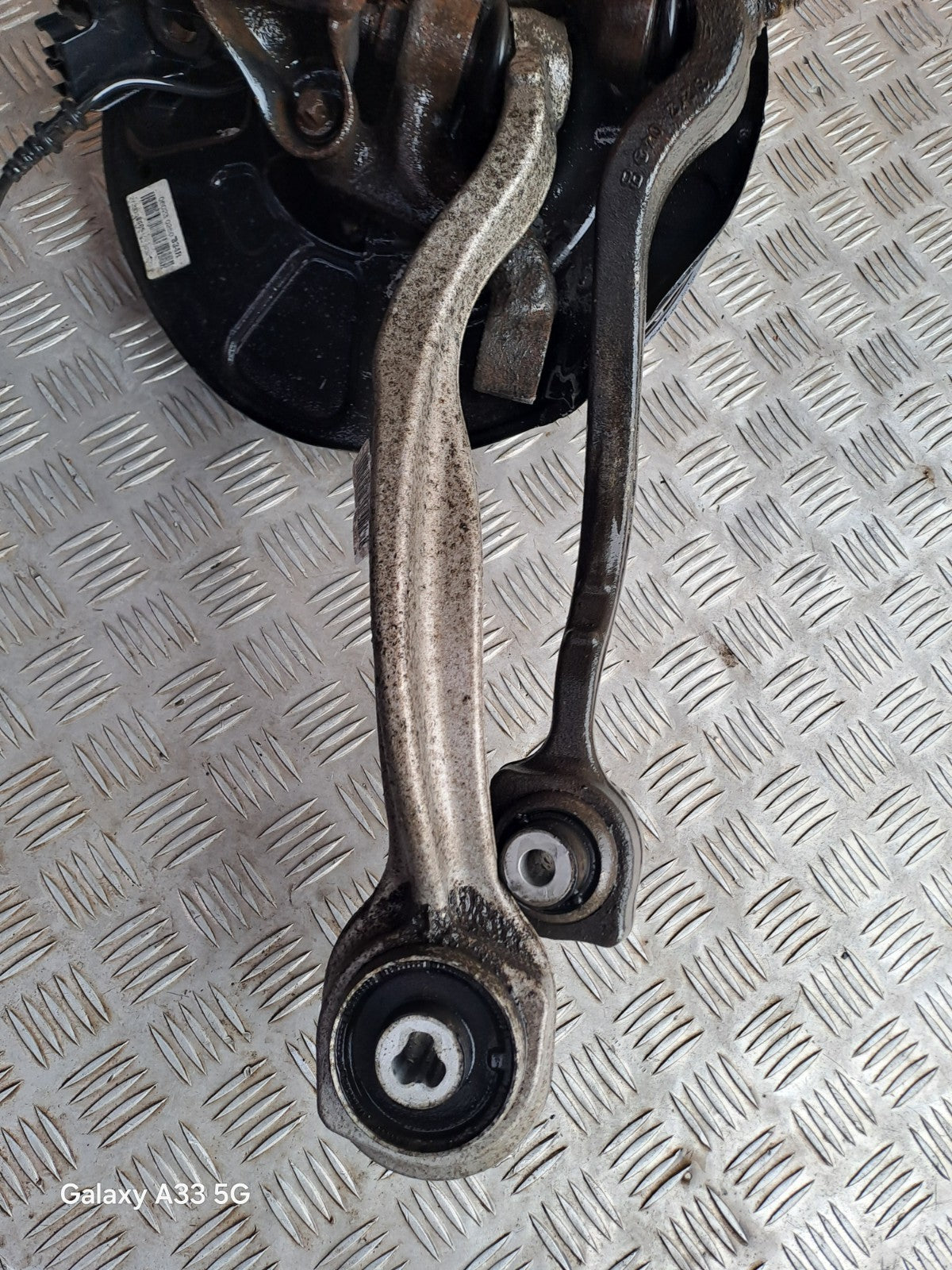✅2013 MERCEDES E CLASS W212 FRONT RIGHT SUSPENSION LEG HUB A2123201338 +WARRANTY - Image 9