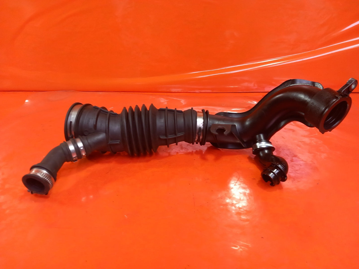 2019 Ford Galaxy MK3 Zetec Air Intake Pipe DS73-9F805-HD Warranty A345 - Image 2