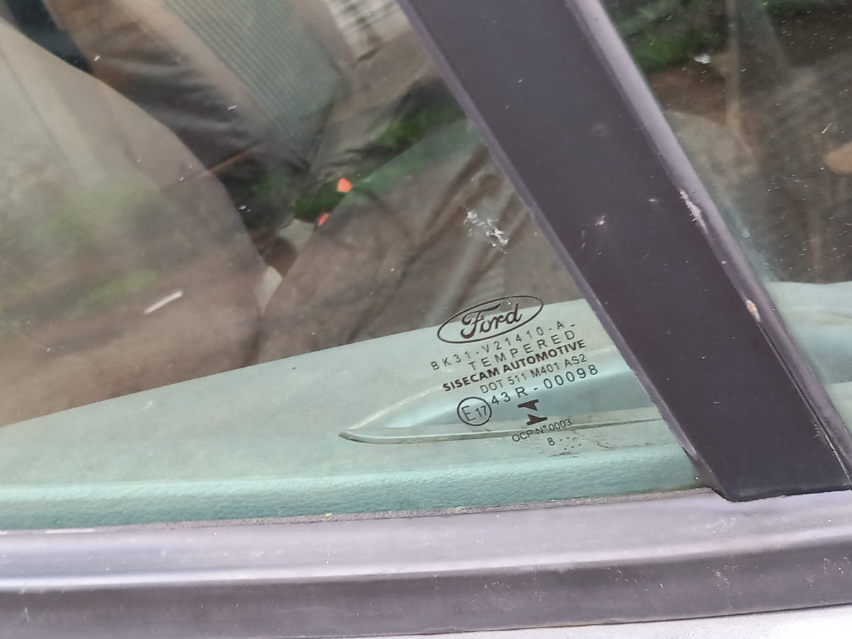 2019 Ford Transit 310 Front Right Door Window Glass BK31-V21410-A Warranty A424 - Image 4