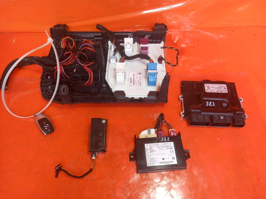 Mercedes W177 A180 Sport 1.5 Diesel 2019 Engine ECU Kit A1779009703 A0999008701  - Image 2
