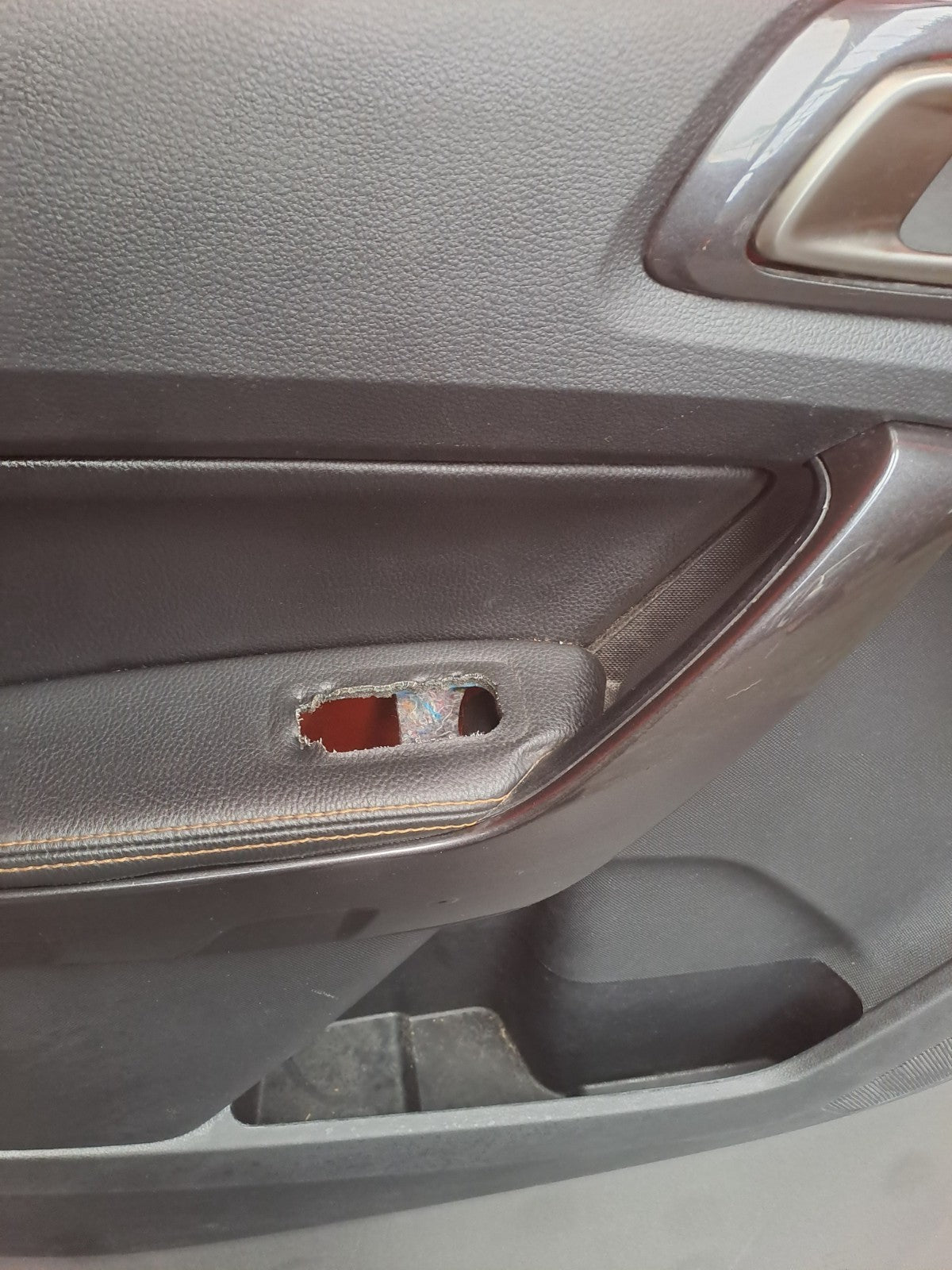 2021 Ford Ranger Wildtrak Front Left Door Card Warranty A407 - Image 4