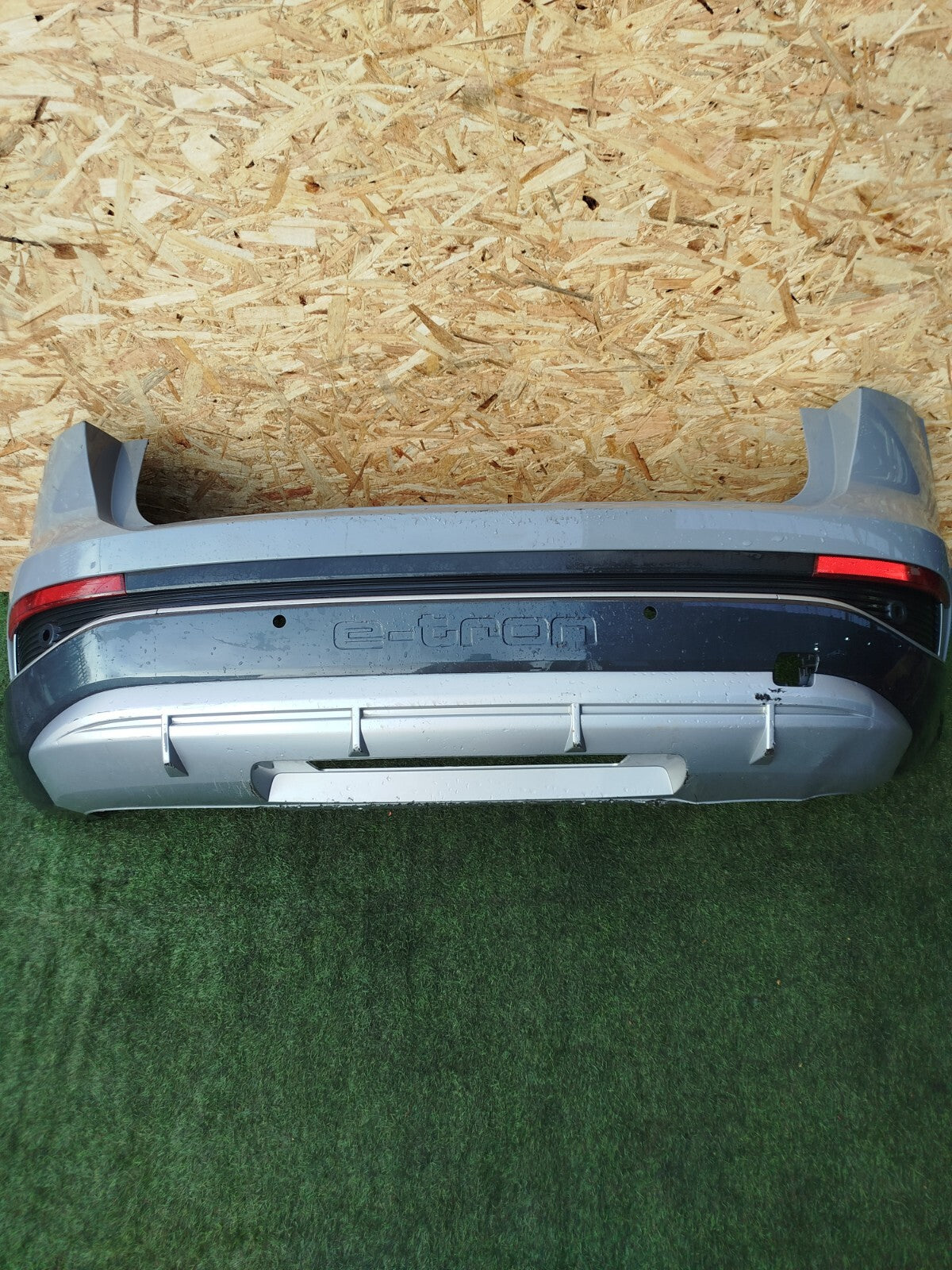 ✅AUDI Q4 E-TRON 2023 REAR BUMPER GREY Scratches A206 - Image 2