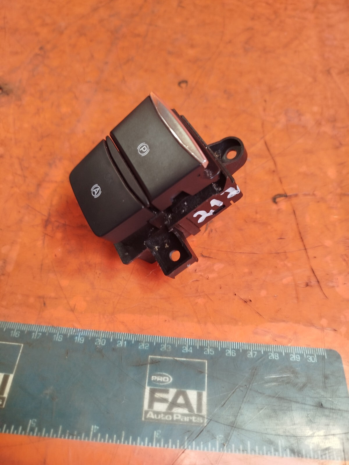✅Ford Focus Active X 1.0 Petrol 2021 HANDBRAKE SWITCH JX7T-2B623-AA Warranty - Image 2