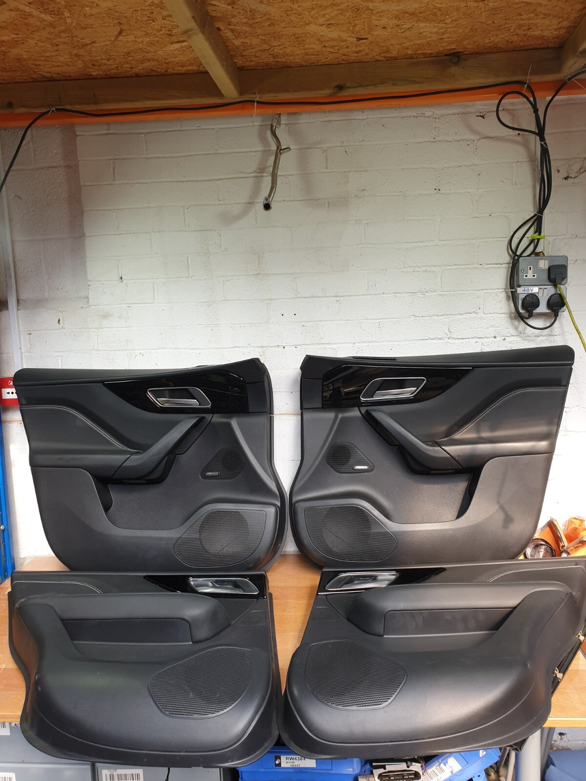 ✅Jaguar F-Pace V6 3.0 Petrol 2017 DOOR CARDS SET HK83-20162 HK83-20163 Warranty - Image 1