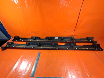 ✅2015 LAND ROVER DISCOVERY SPORT L550 SILL SIDE SKIRT PAIR FK7210155AD A176 - Image 3