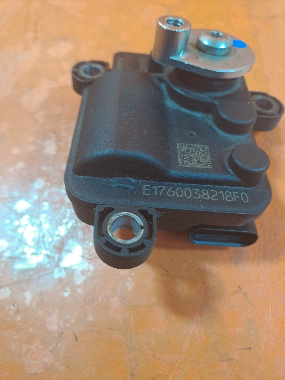 ebay-src:https://i.ebayimg.com/00/s/mtywmfgxmjaw/z/u-0aaeswddjpqidu/$_57.jpg